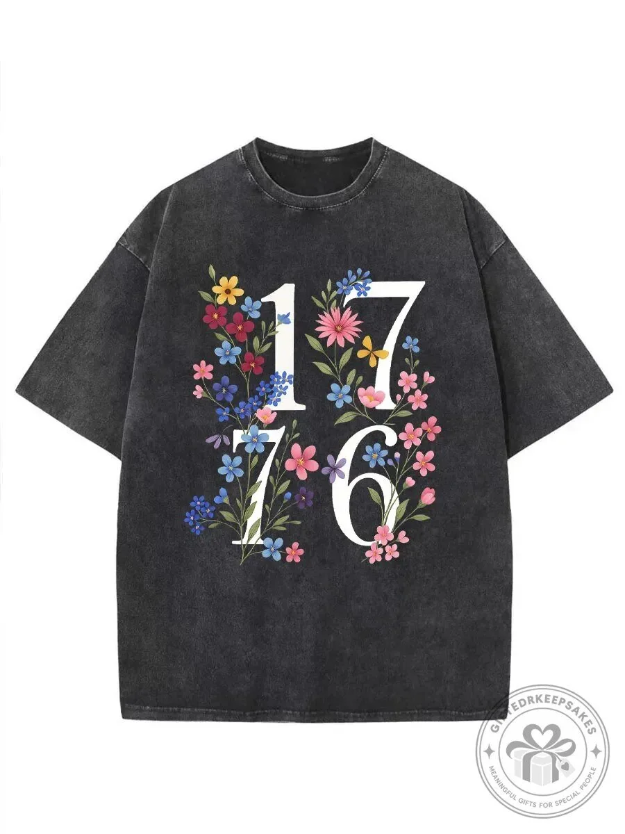 Vintage 1776 Floral Patriotic American Independence Day Washed T-Shirt